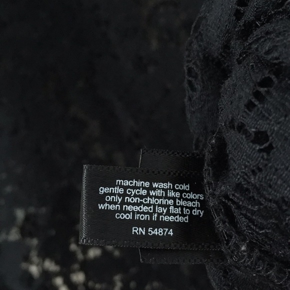 The Limited black lace top S - Picture 4 of 6